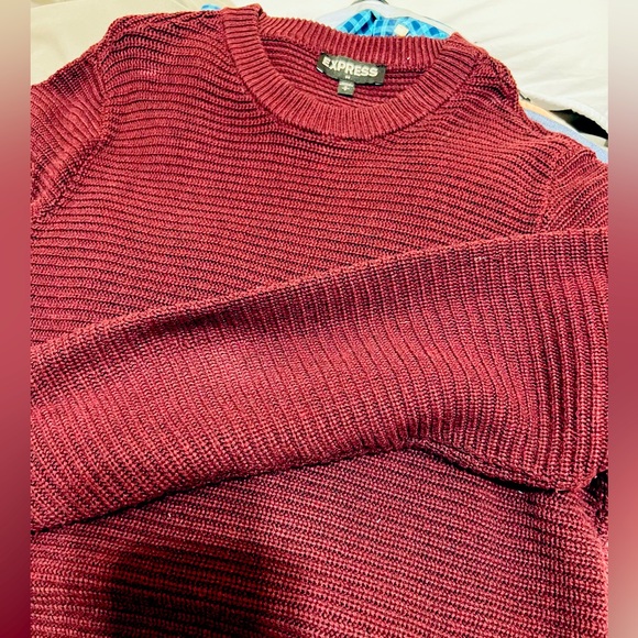 Express Sweater - Picture 2 of 2